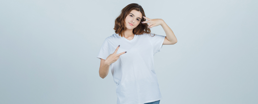 Style your plain t-shirt in a different way